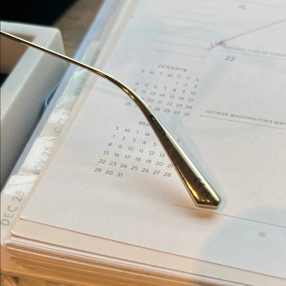 Christian Dior Women's sun Glasses with Light Pink Lenses - Picture 5 of 6